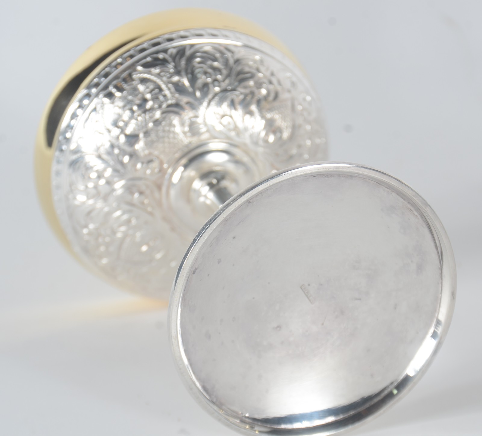 Seis taças com colheres de metal prateado Eberle para sorvete... - foto 6 de 10