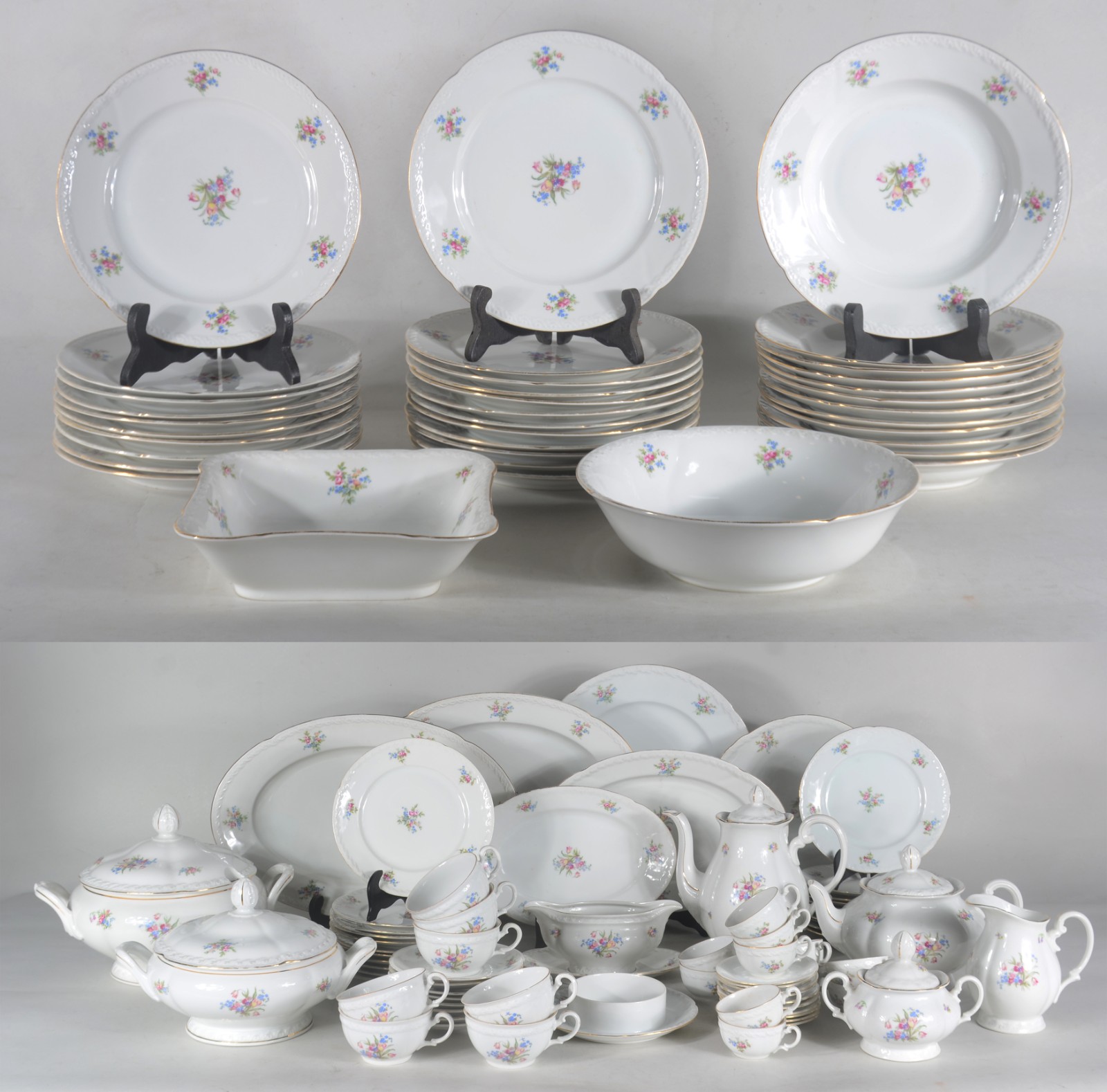 Aparelho de jantar, chá e café de porcelana tcheca, composto: 22... - foto 1 de 11