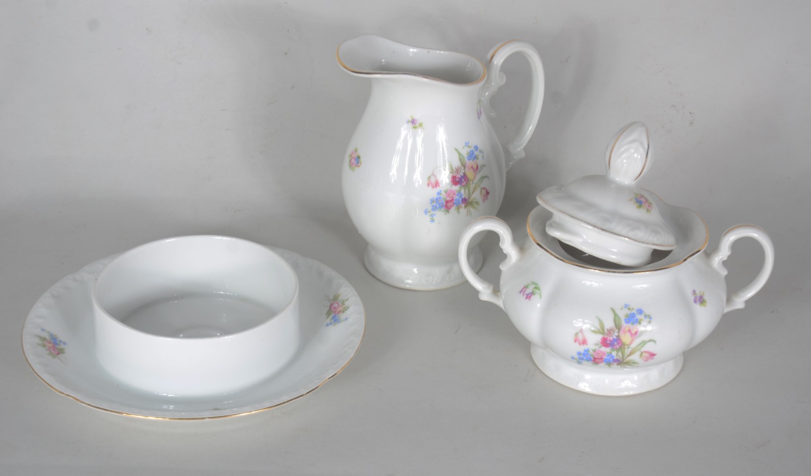 Aparelho de jantar, chá e café de porcelana tcheca, composto: 22... - foto 8 de 11