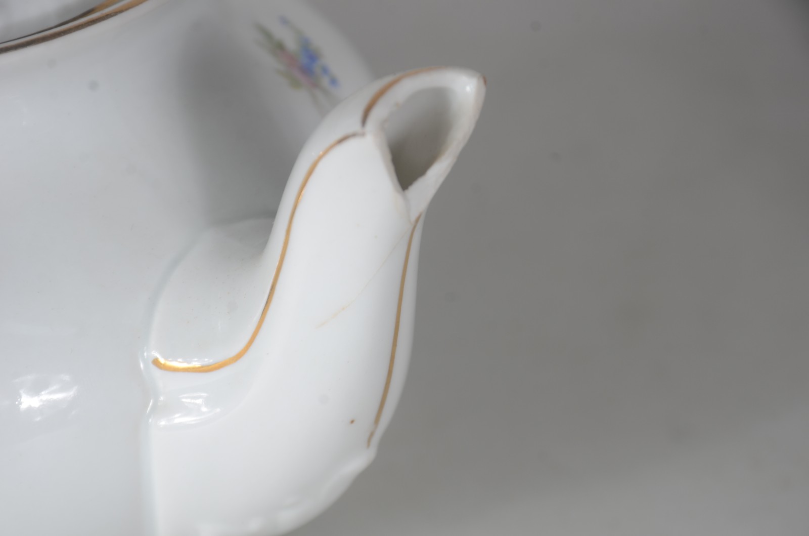 Aparelho de jantar, chá e café de porcelana tcheca, composto: 22... - foto 10 de 11