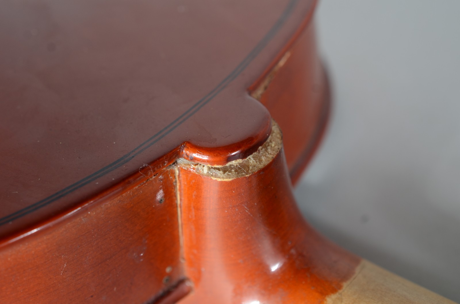 Violino da marca "Vogga" no estojo. Pequenos desgastes. - foto 6 de 8