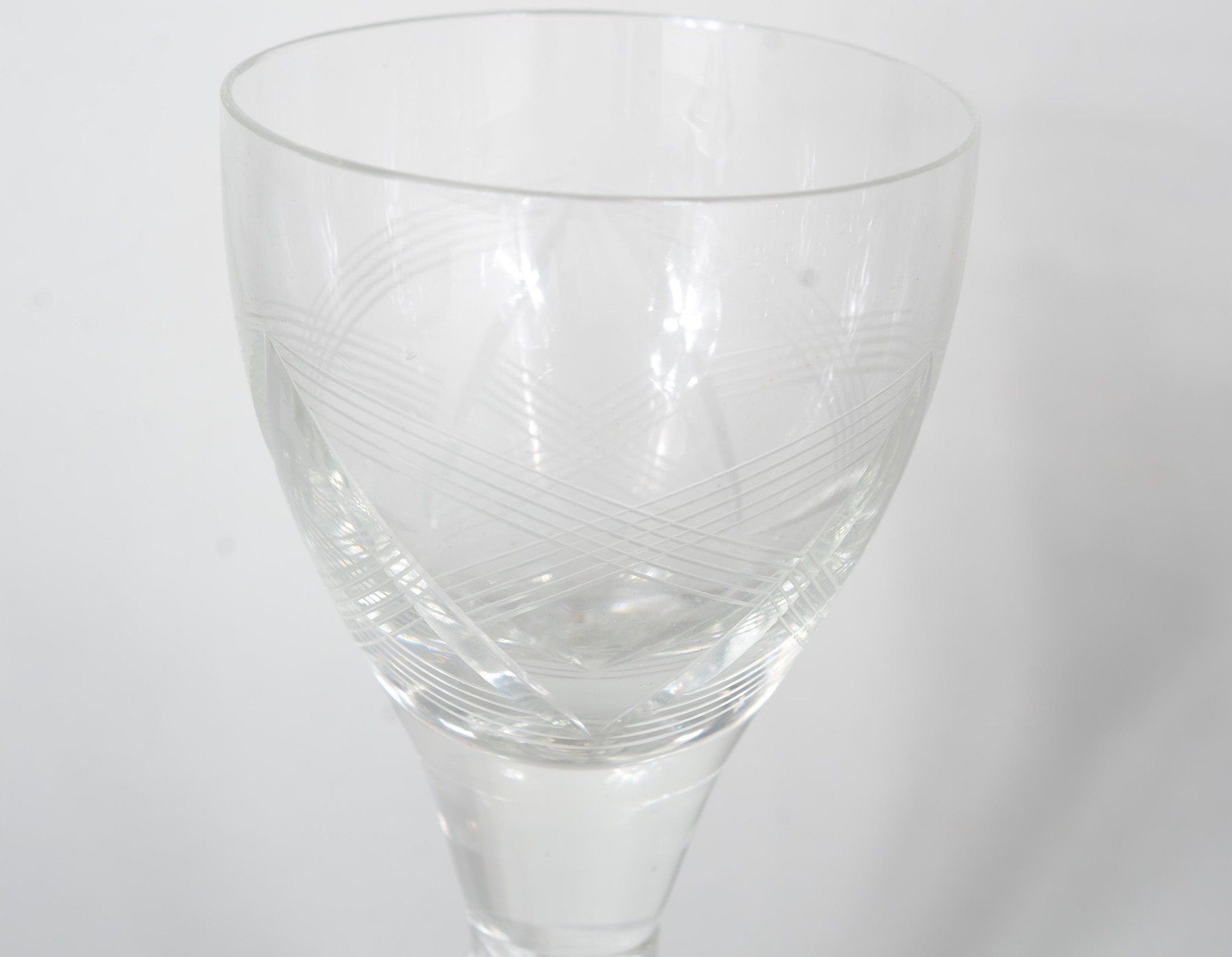 Treze taças demi cristal para vinho. - foto 4 de 11