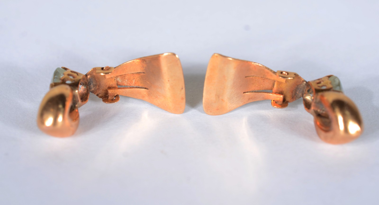 Par de brincos de ouro 18 k. com pedras (Por motivos de segurança a... - foto 4 de 5