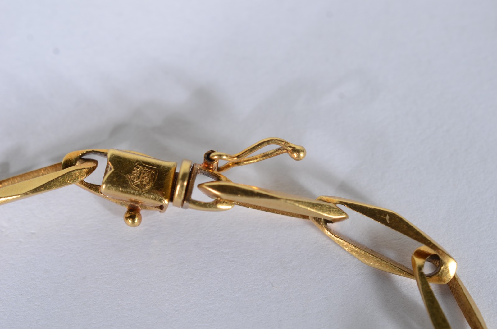 Pulseira de ouro 18 k. (Por motivos de segurança a peça não se... - foto 5 de 6