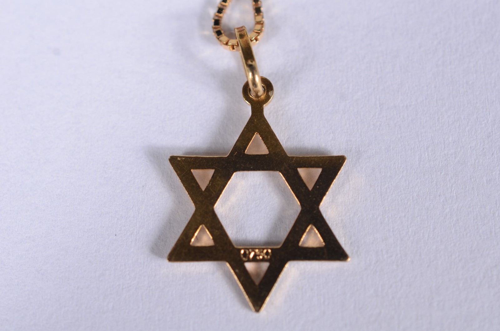 Colar de ouro 18 k., contraste 750 com pendente "Estrela de Davi"... - foto 7 de 9