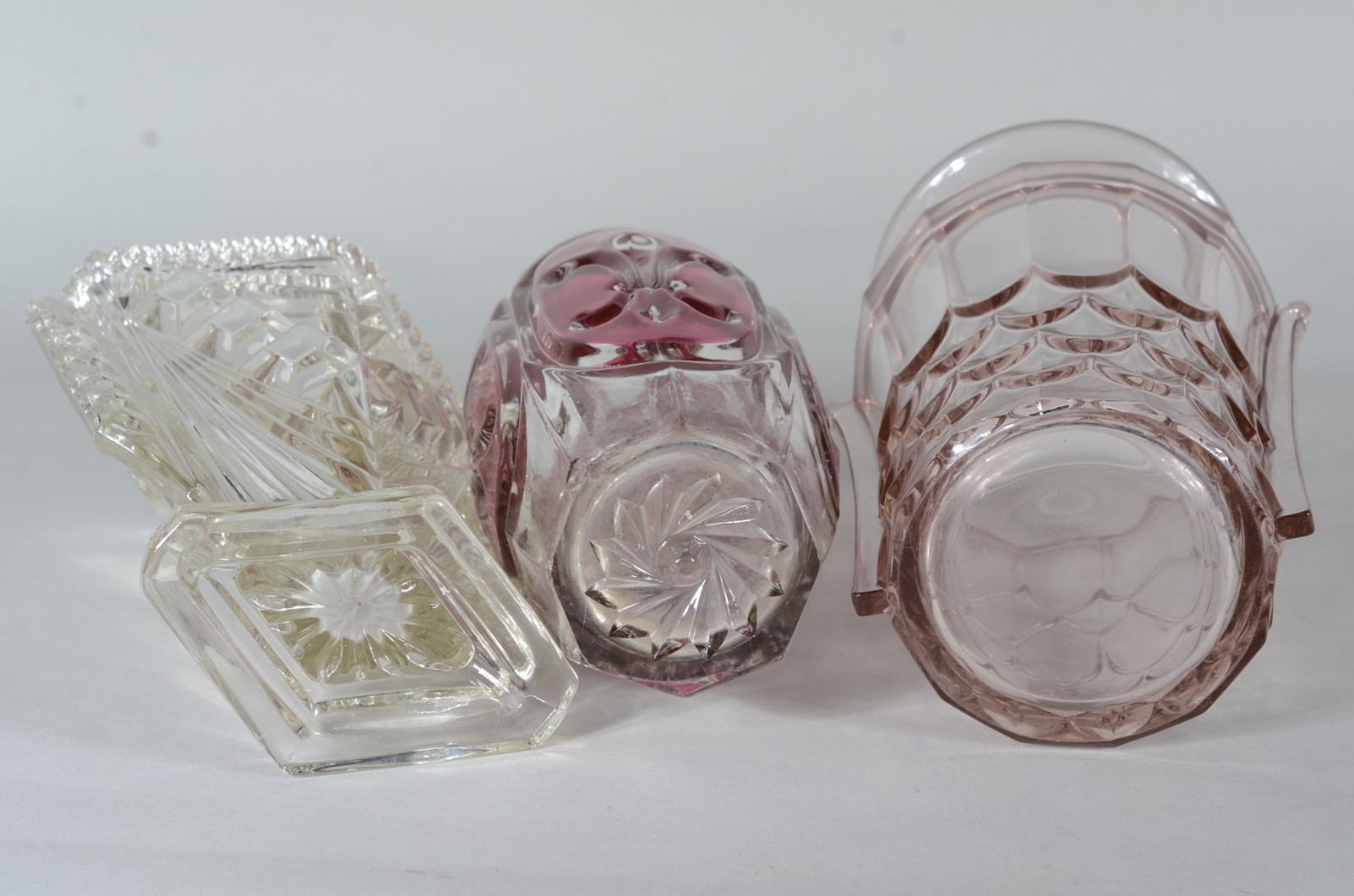Três vasos de demi cristal Art Deco. - foto 7 de 7