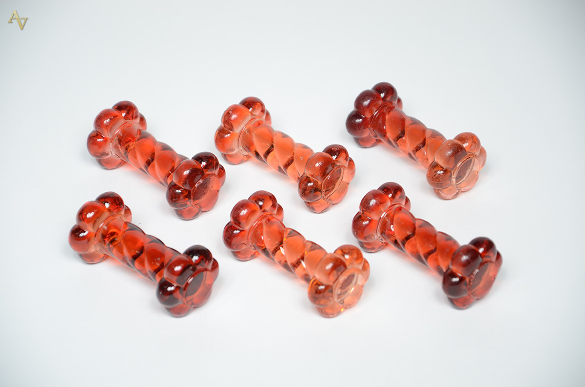 Seis descansos para talheres de cristal baccarat. Comprimento 8 cm...