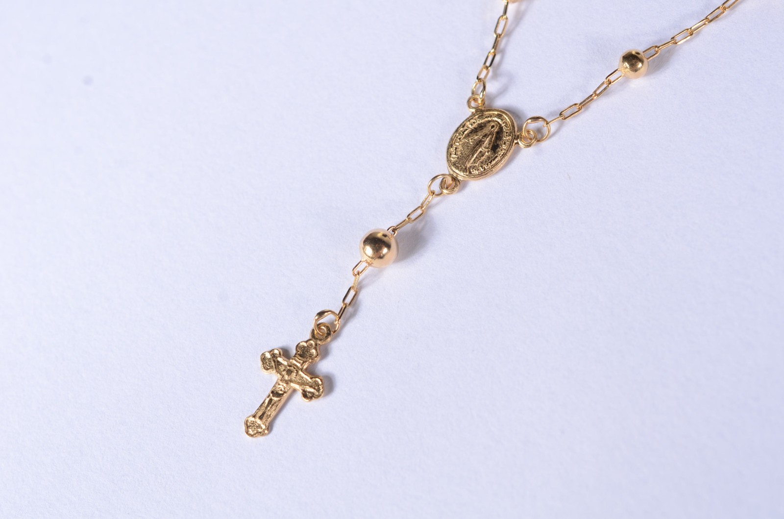 Colar de ouro 18 k, feitio terço. (Por motivos de segurança a peça... - foto 1 de 11