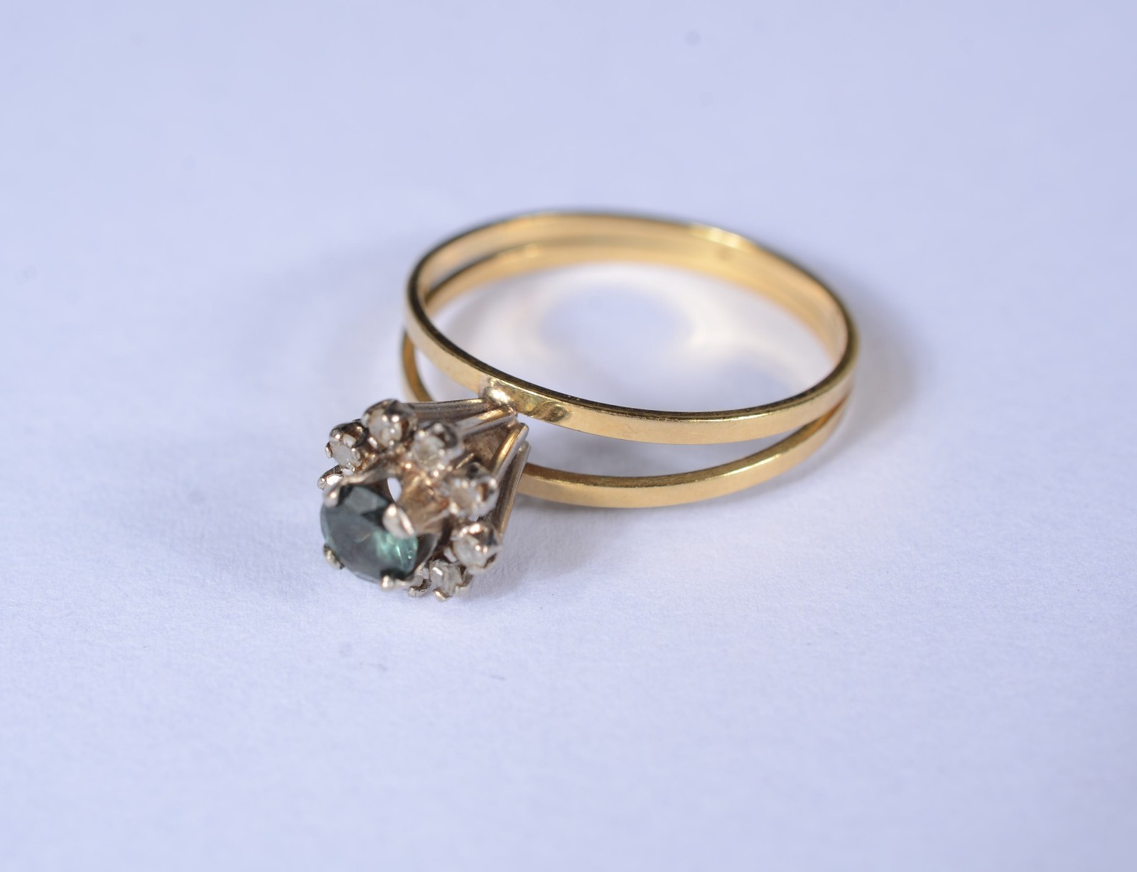 Anel feitio chuveiro de ouro 18 k., e ouro branco com brilhantes e... - foto 1 de 9