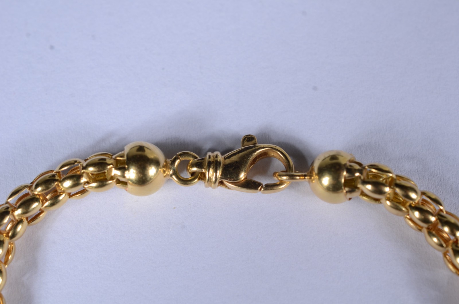 Pulseira de ouro 18 k., feitio elos portugueses. (Por motivos de... - foto 3 de 6