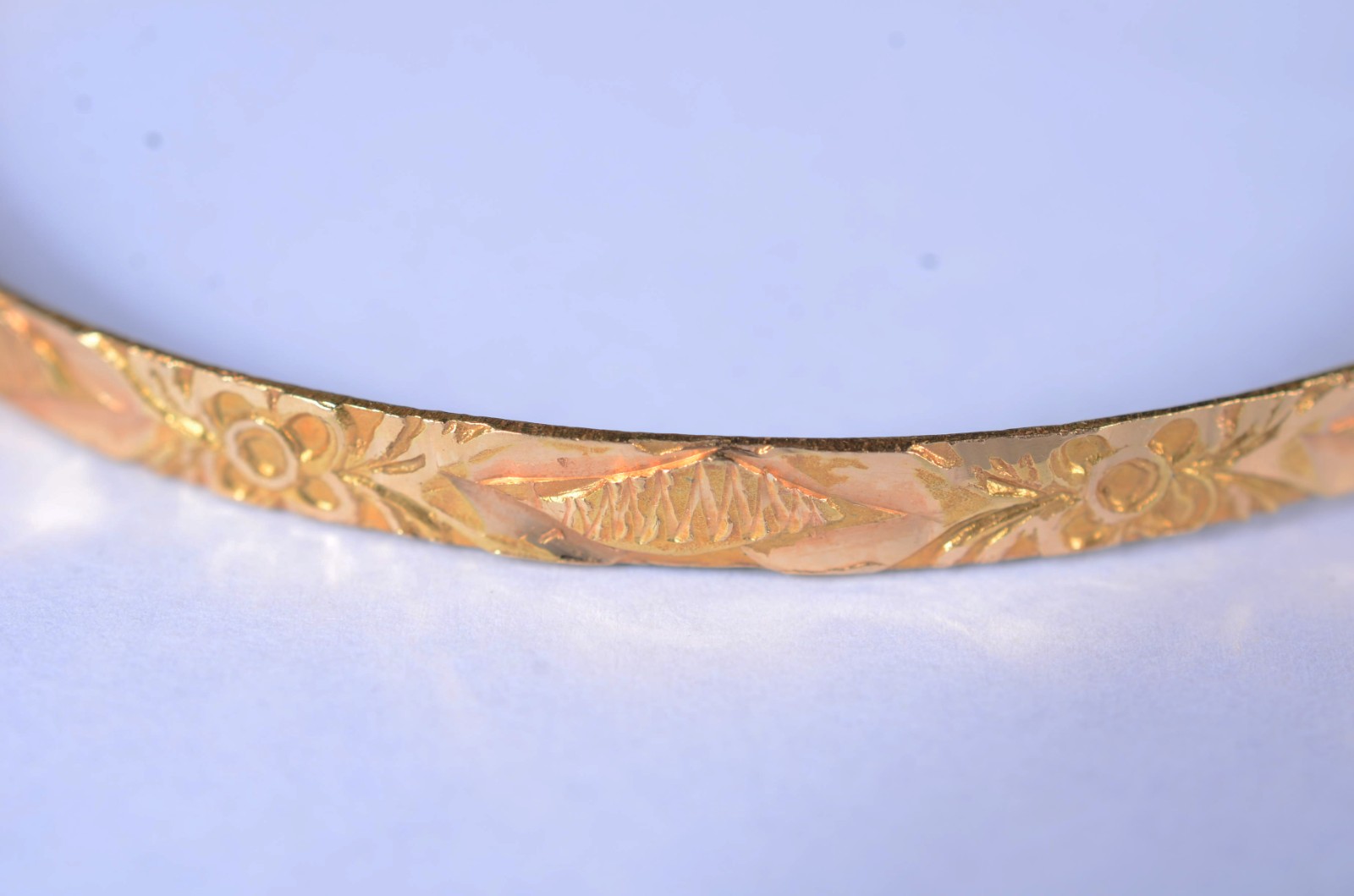 Pulseira escrava de ouro 18 k. (Por motivos de segurança a peça não... - foto 4 de 7