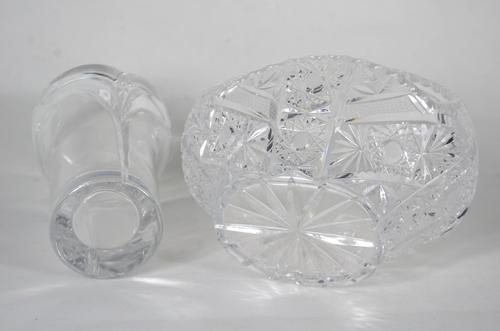 Duas peças de cristal, sendo: vaso e uma cesta. - foto 8 de 8