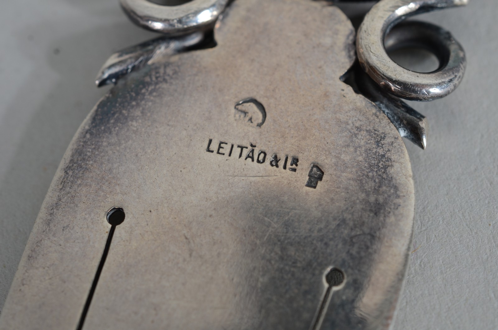 Abridor de cartas de prata, prateiro Leitão. Peso da prata: 40 g... - foto 6 de 7