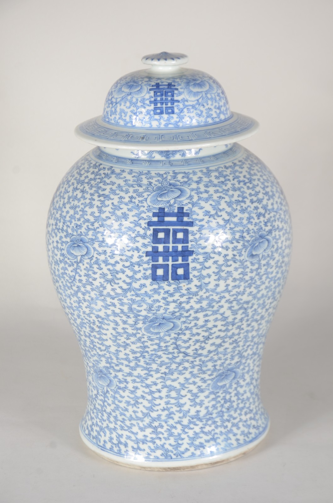 Abatjour/Potiche antigo de porcelana chinesa azul e branca, decorado... - foto 2 de 9