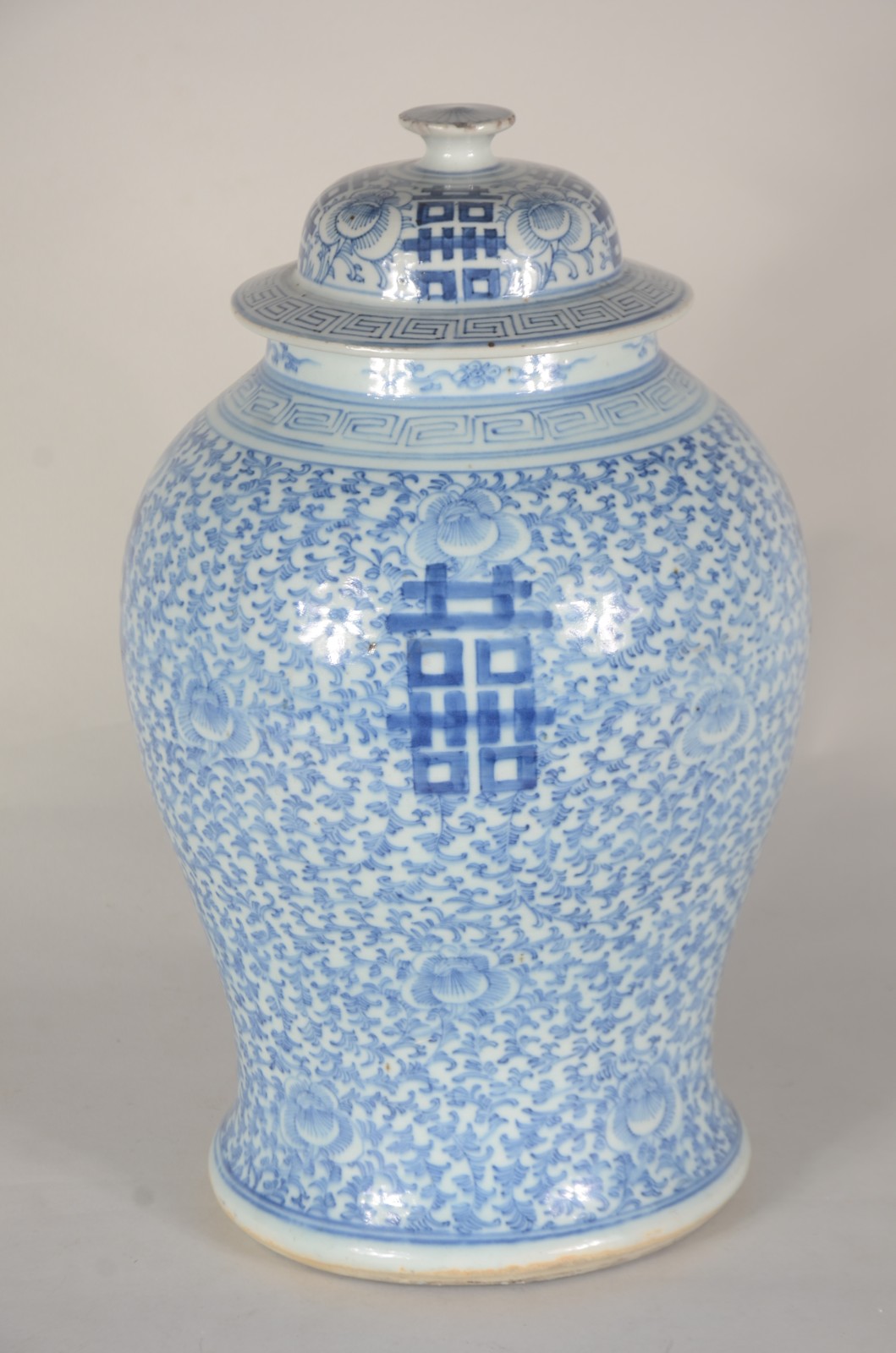 Abatjour/ Potiche antigo de porcelana chinesa azul e branca, decorado... - foto 2 de 10
