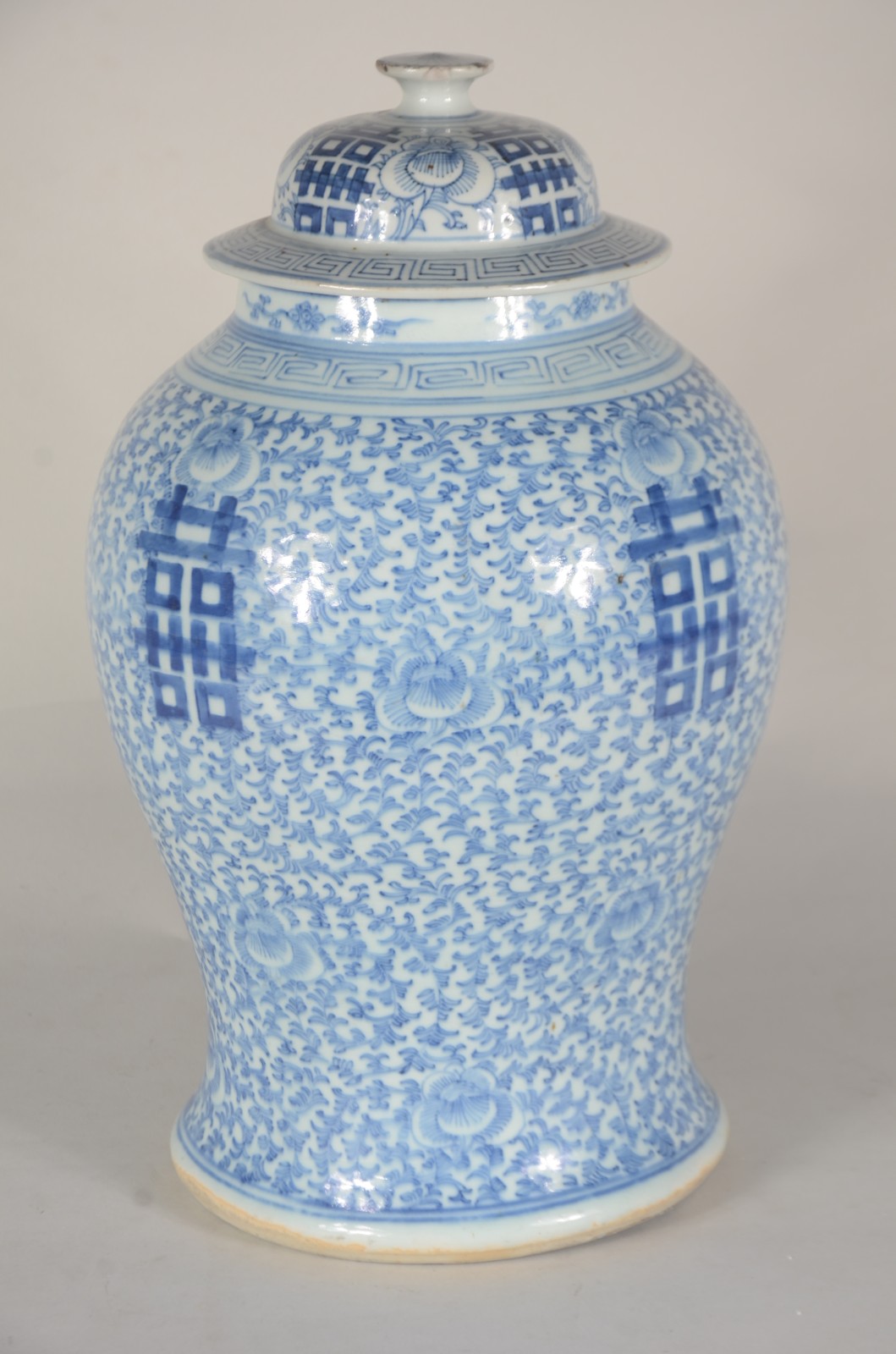Abatjour/ Potiche antigo de porcelana chinesa azul e branca, decorado... - foto 7 de 10