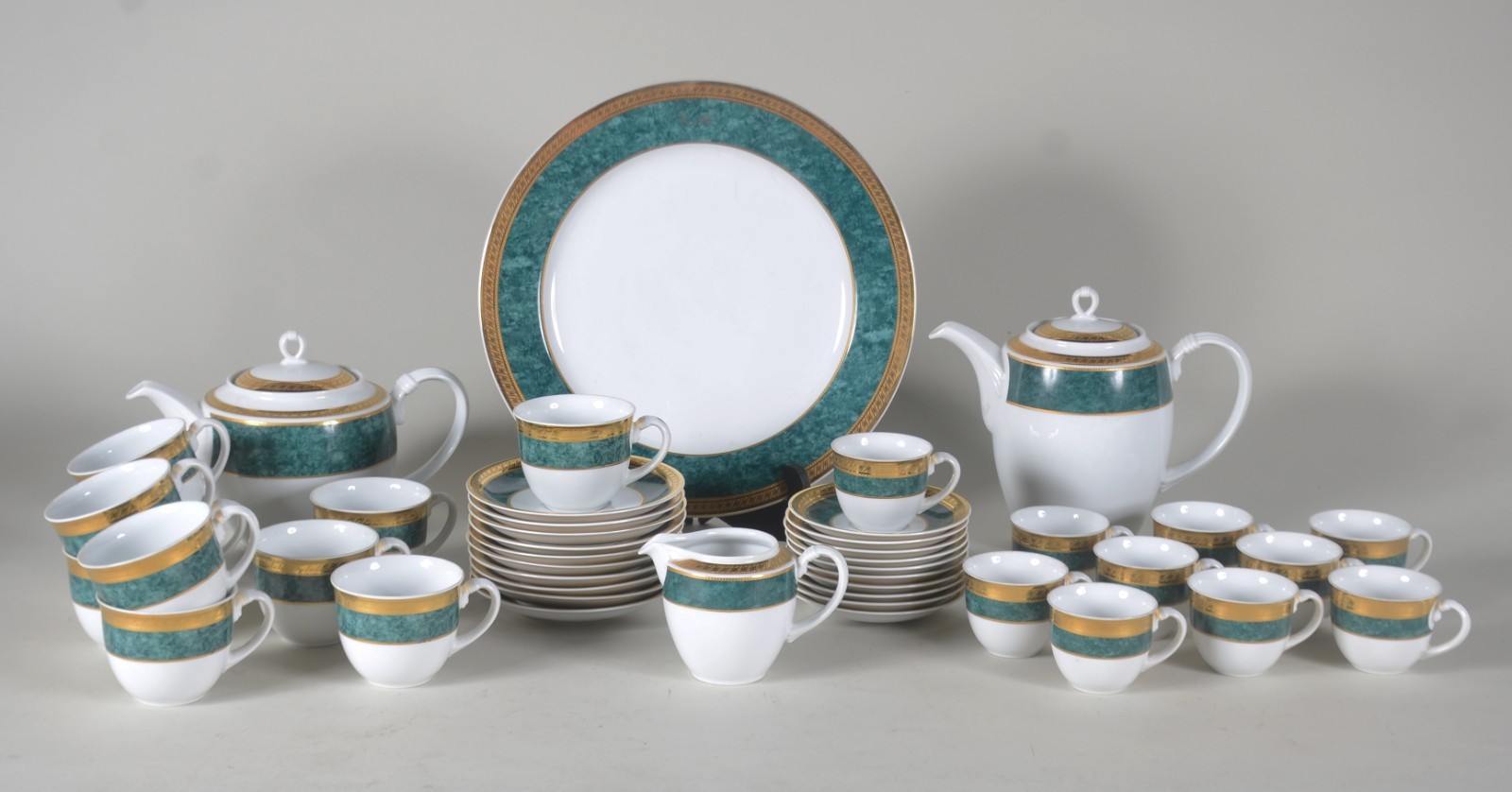 Aparelho de chá e café de porcelana Royal Porcelain, Kensington... - foto 1 de 6