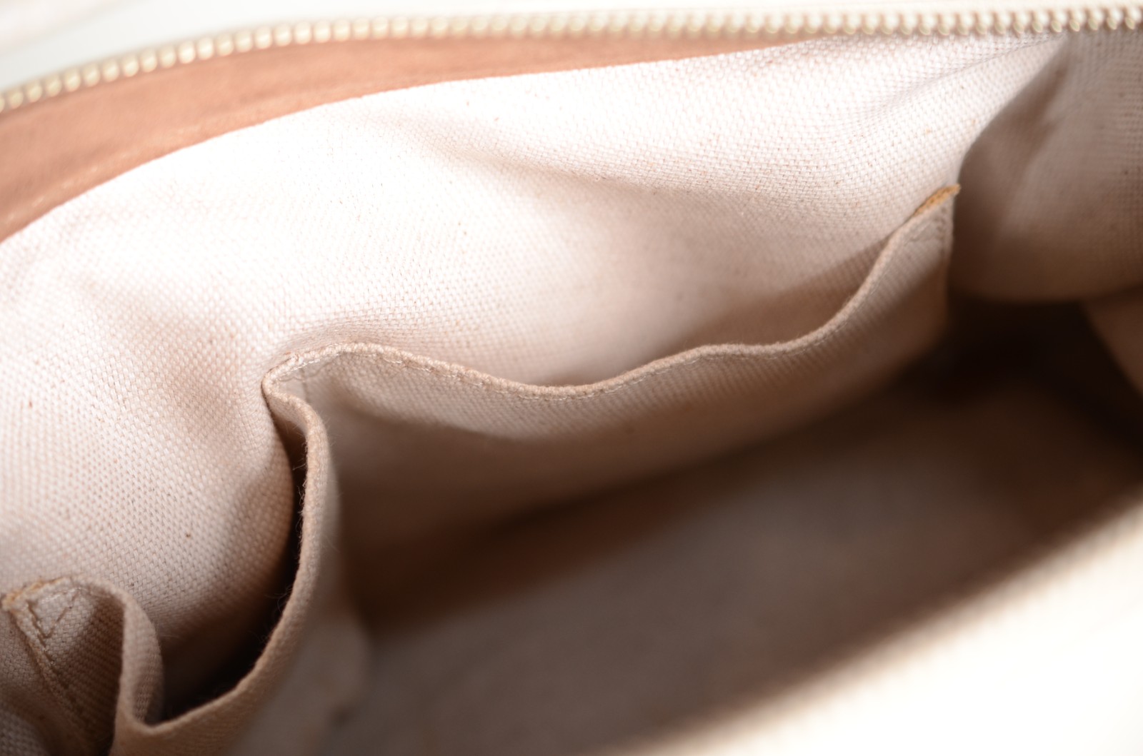 Bolsa feminina original, tecido com monograma dkny, acabamento em... - foto 11 de 11