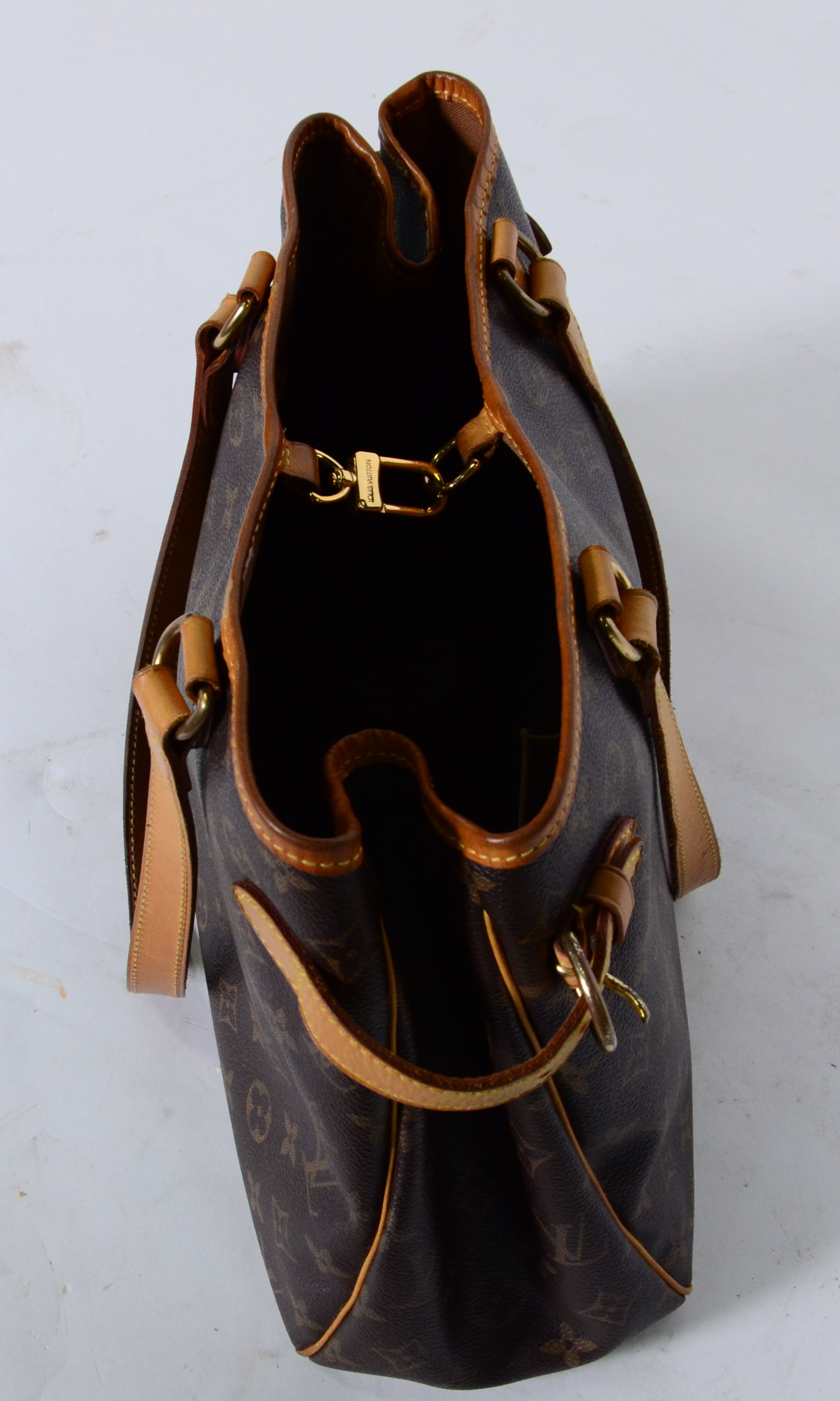 Louis Vuitton (1854) - foto 2 de 2