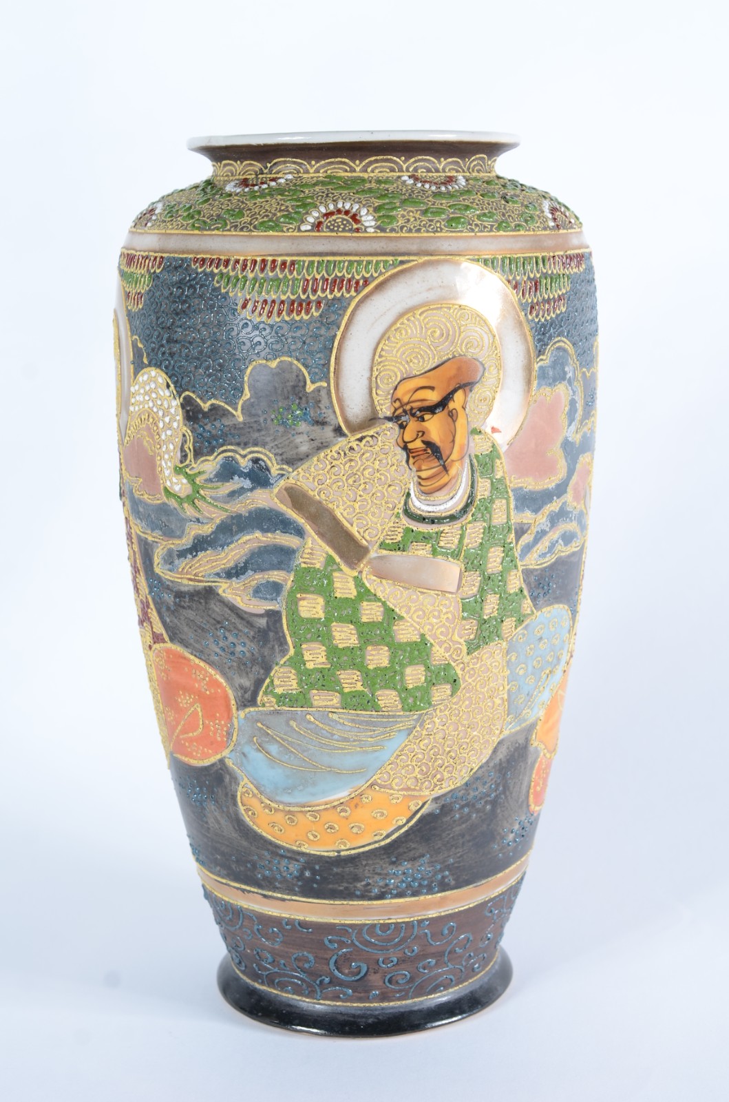 Vaso de porcelana japonesa Satzuma decorada com figuras de guerreiros... - foto 3 de 11