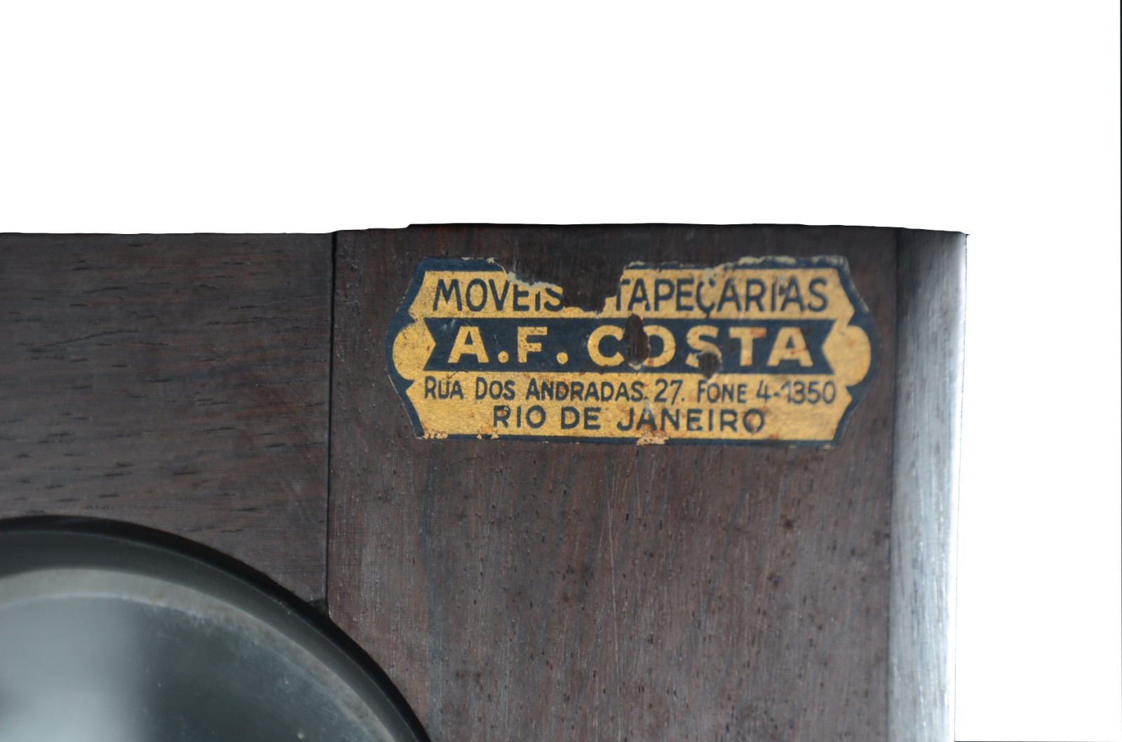 Vitrine de jacarandá, estilo Chipendale, duas portas almofadadas com... - foto 6 de 11