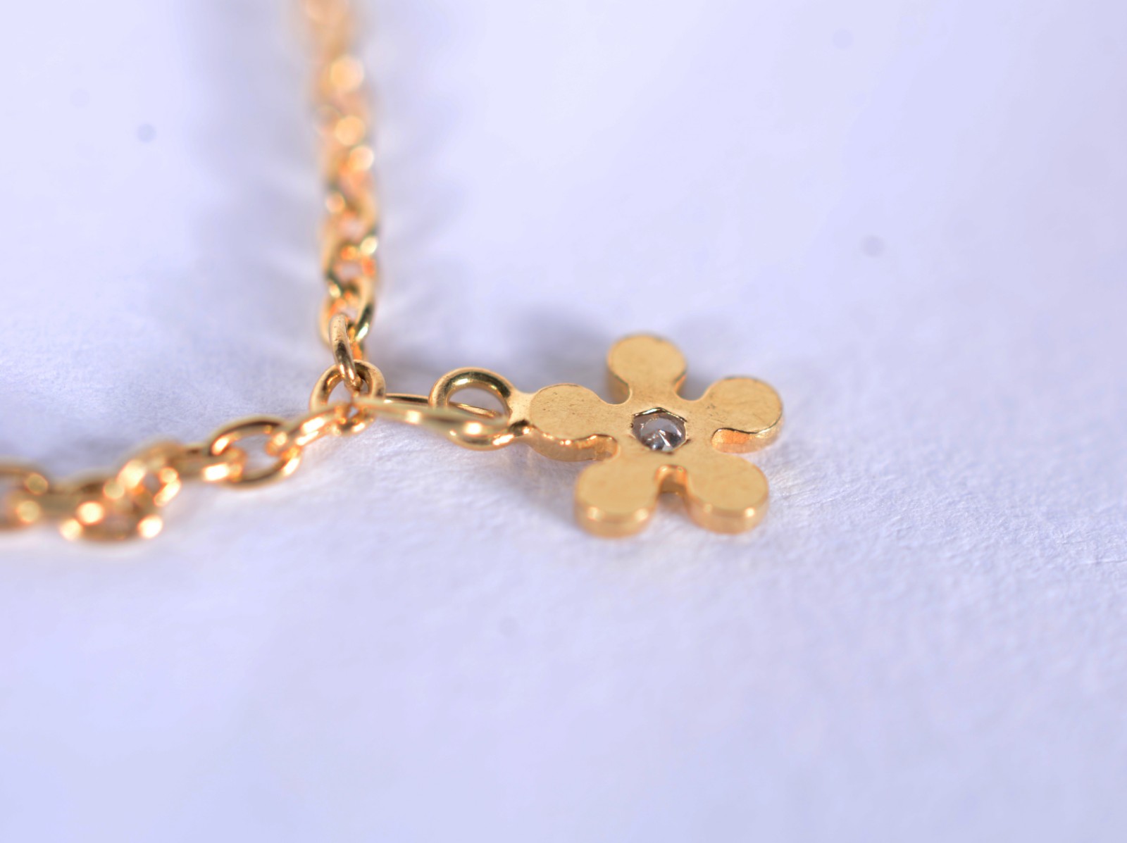 Tornozeleira de ouro 18 k., contraste 750 com elós. (Por motivos de... - foto 6 de 10