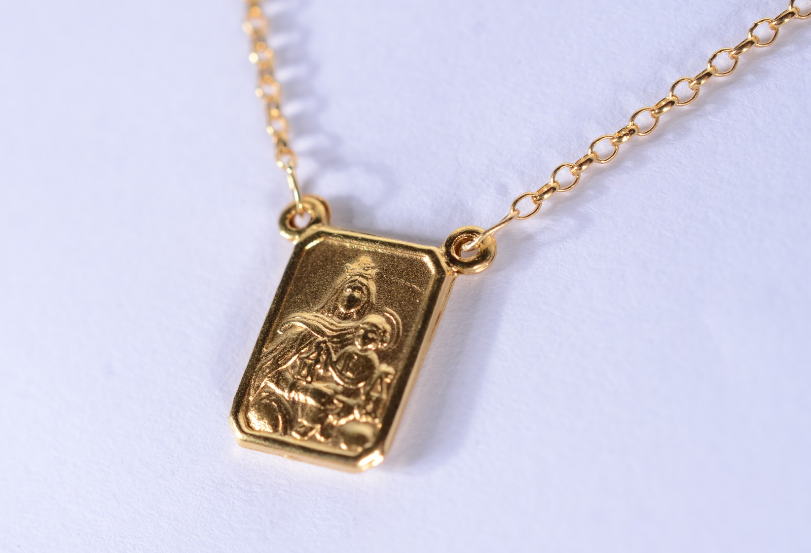 Tornozeleira de ouro 18 k., contraste 750, elinhos e com placa... - foto 1 de 5