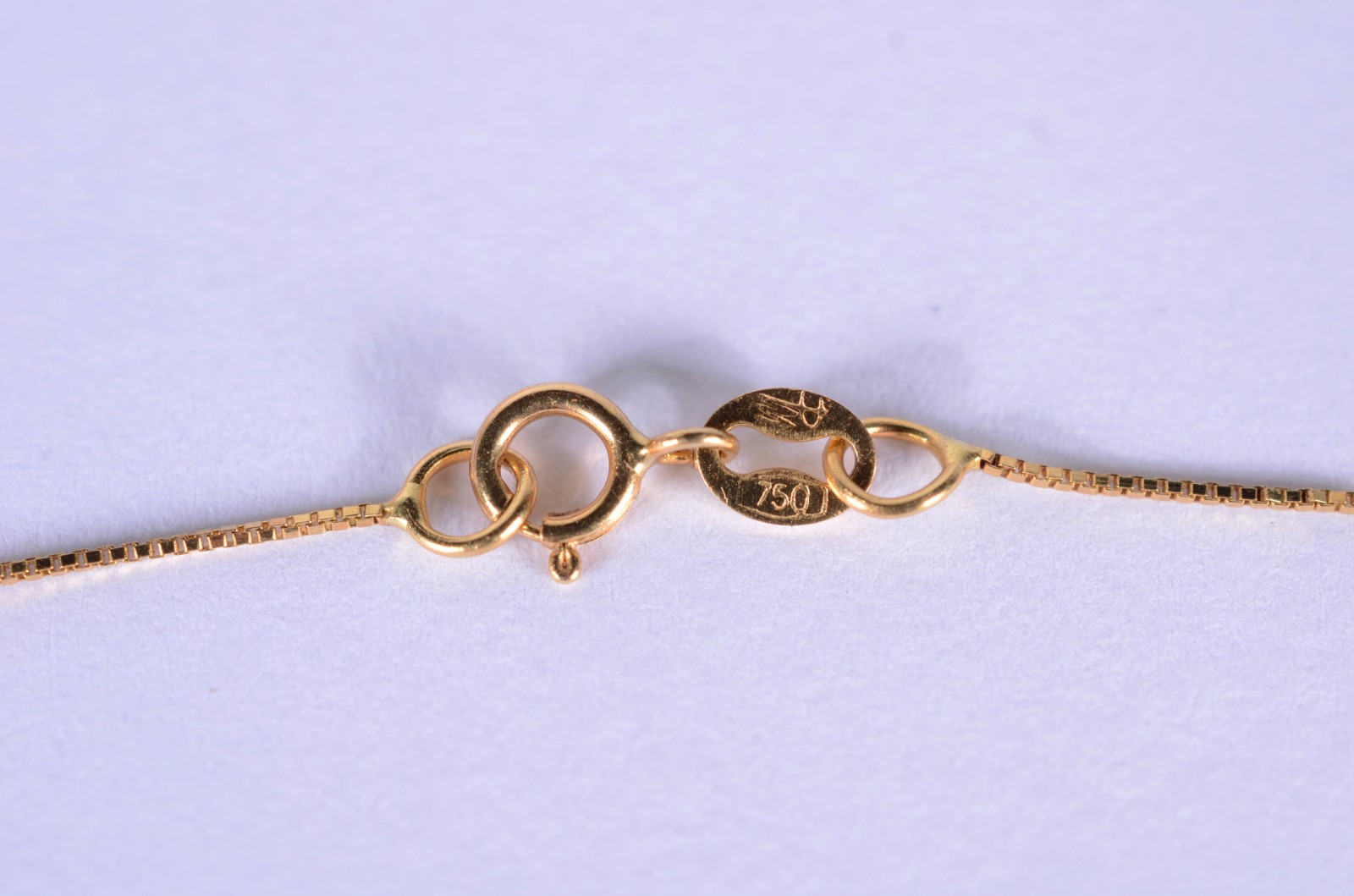 Cordão com pendente de ouro 18 k., contraste 750 feitio veneziano e... - foto 5 de 7