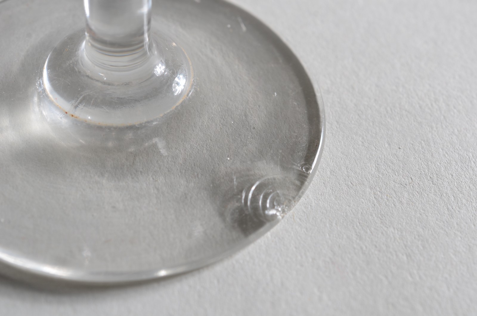 Diversas peças, sendo: 6 taças para champagne de cristal e 5 taças... - foto 9 de 9