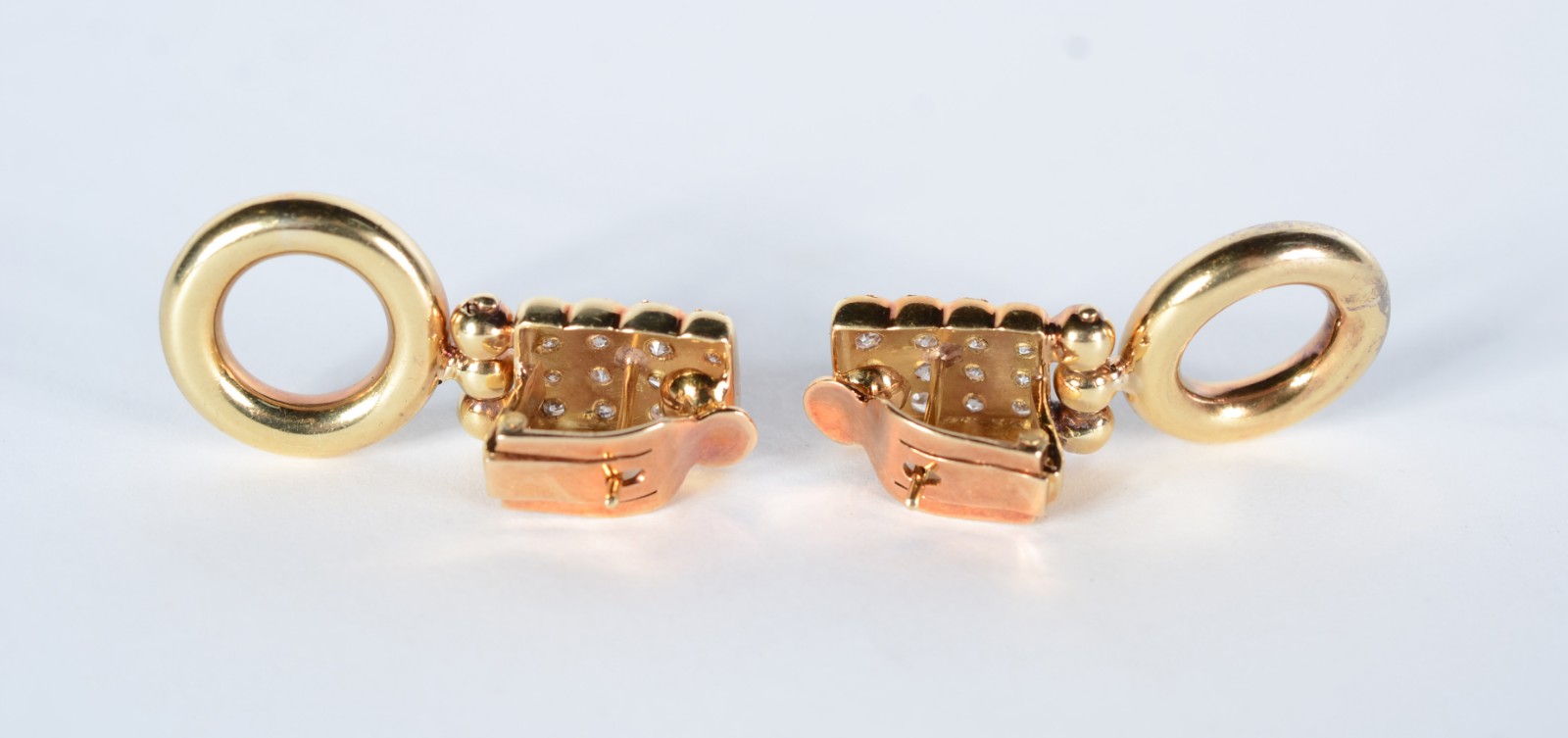 Conjunto de ouro 18 k composto de par de brincos e colar com duas... - foto 10 de 11