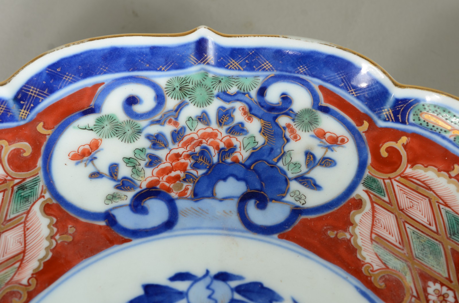 Dois pratos de porcelana japonesa Imari. - foto 5 de 9