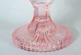 Fruteira de vidro trabalhado na cor rosa. - Fruteira de vidro trabalhado na cor rosa.