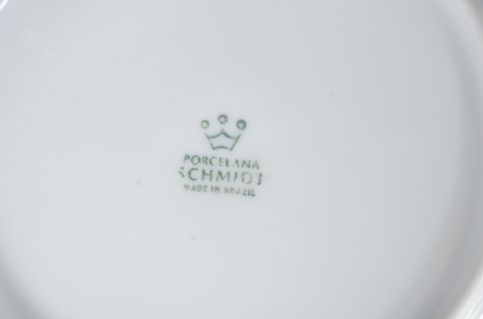 Aparelho de jantar de porcelana Schmidt branco, composto de: 26... - foto 4 de 5