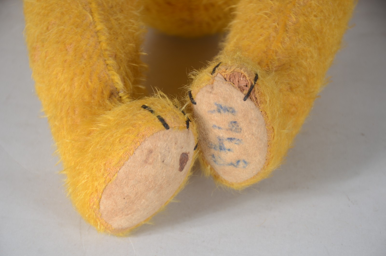 "Teddy Bear" - Três antigos bichinhos de pelúcia, década de 1940... - foto 7 de 10