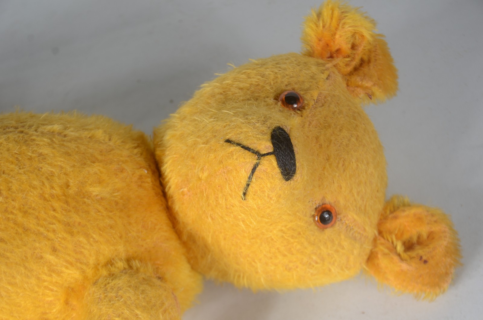 "Teddy Bear" - Três antigos bichinhos de pelúcia, década de 1940... - foto 6 de 10
