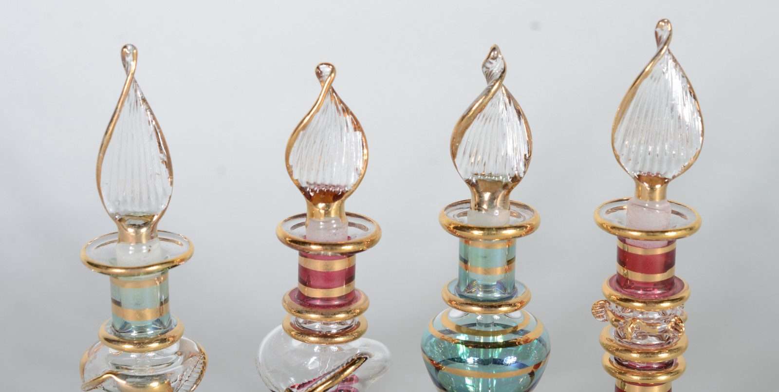 Quatro perfumeiros egípcios de vidro. - foto 4 de 6