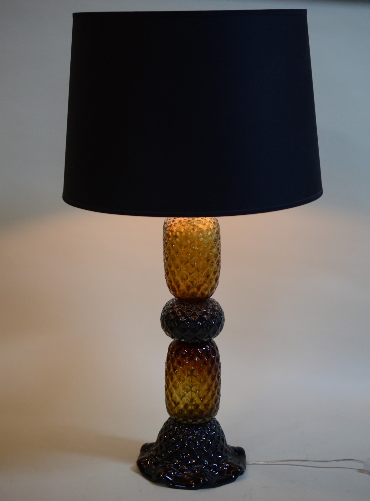 Luminária de vidro decorativo com cúpula. - foto 2 de 4