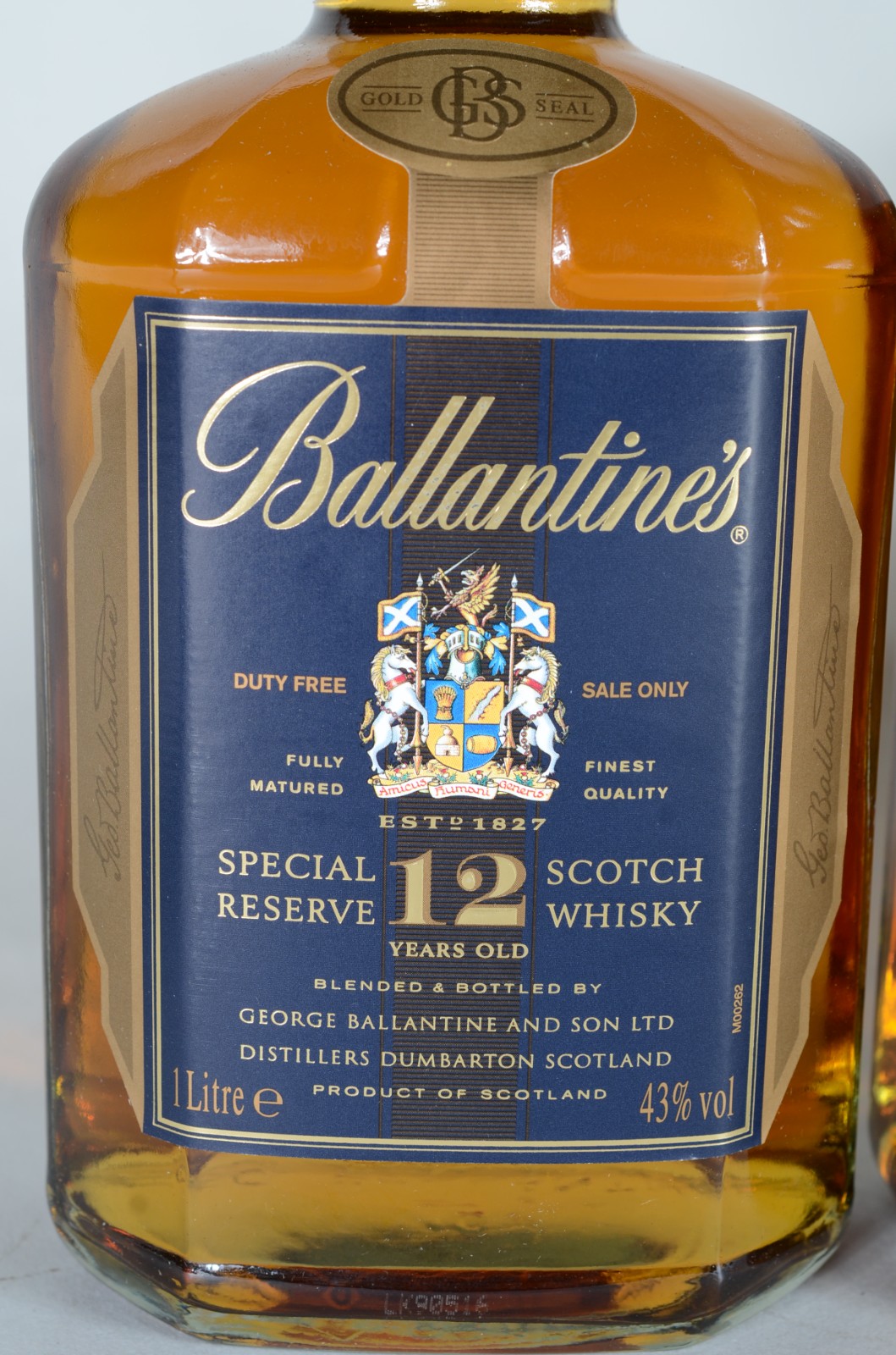 Quatro garrafas Whisky Balantines 12 anos. - foto 6 de 8