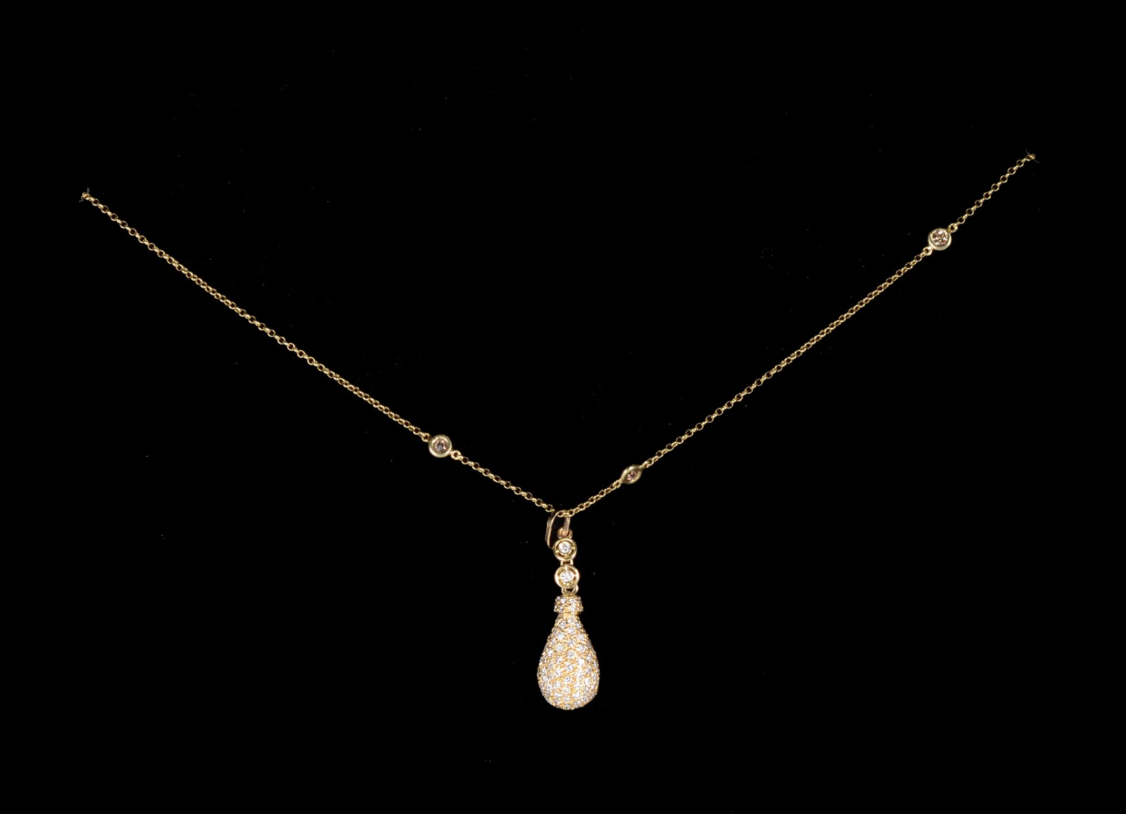 Colar de ouro 18 k., contraste 750 mls com pendente feitio gota... - foto 4 de 10