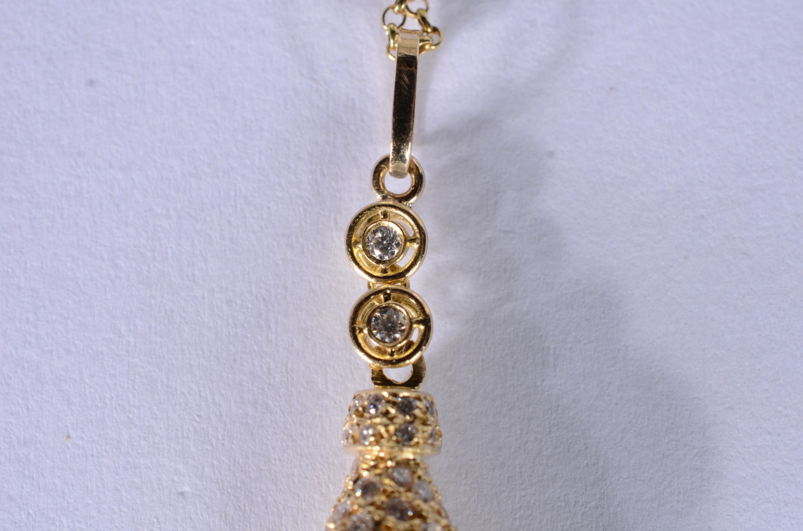 Colar de ouro 18 k., contraste 750 mls com pendente feitio gota... - foto 8 de 10