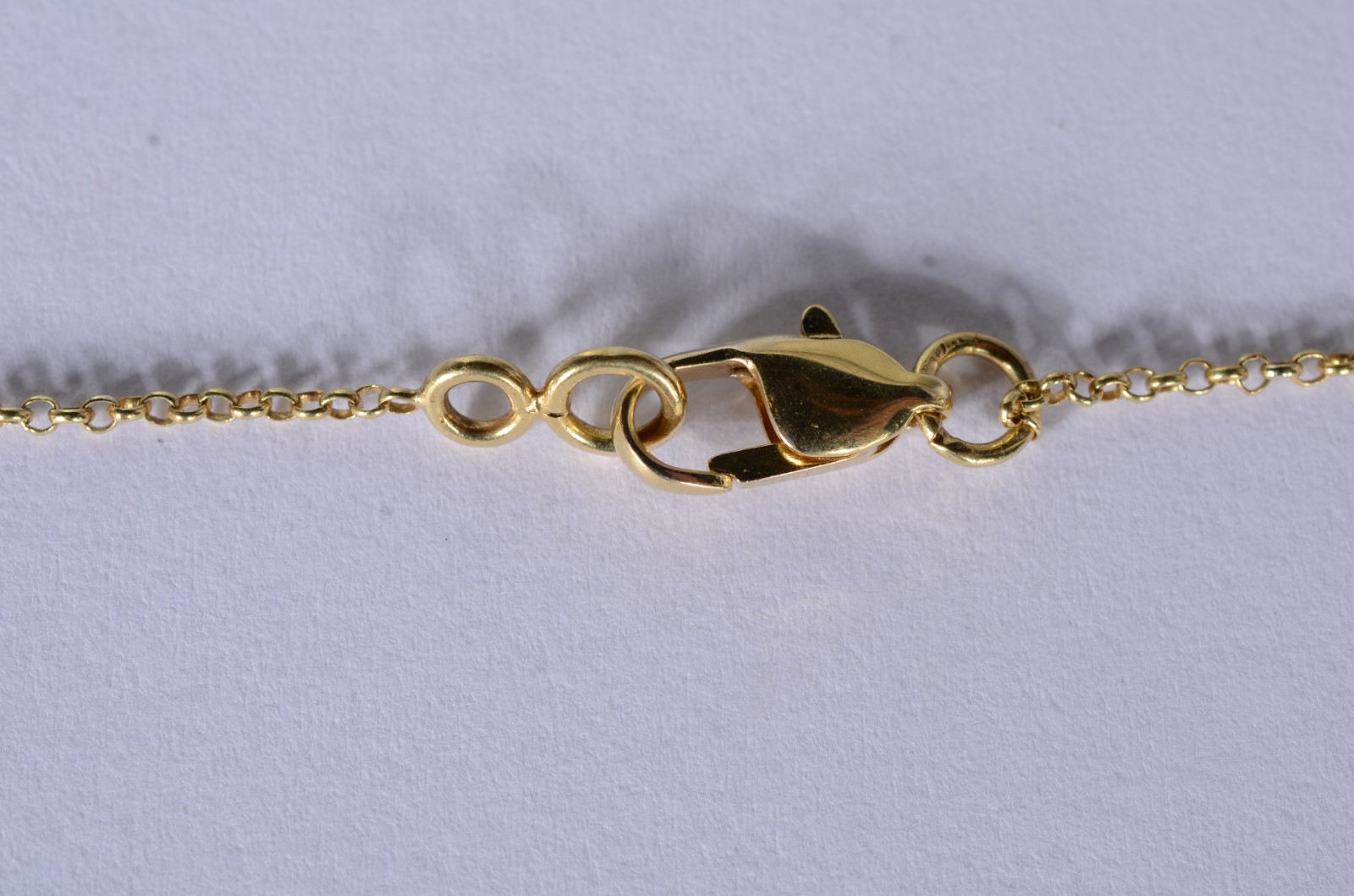Colar de ouro 18 k., contraste 750 mls com pendente feitio gota... - foto 10 de 10