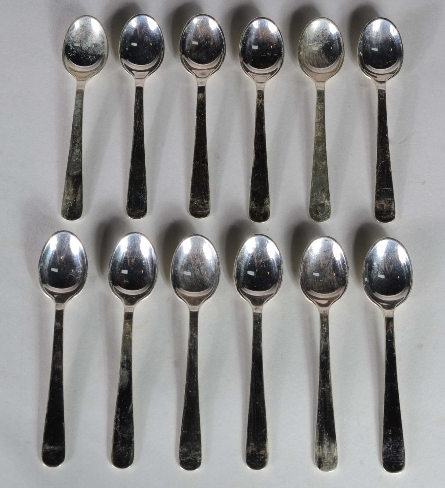 Doze colheres para café de prata Sterling contraste 925 mls. Peso da... - foto 1 de 4