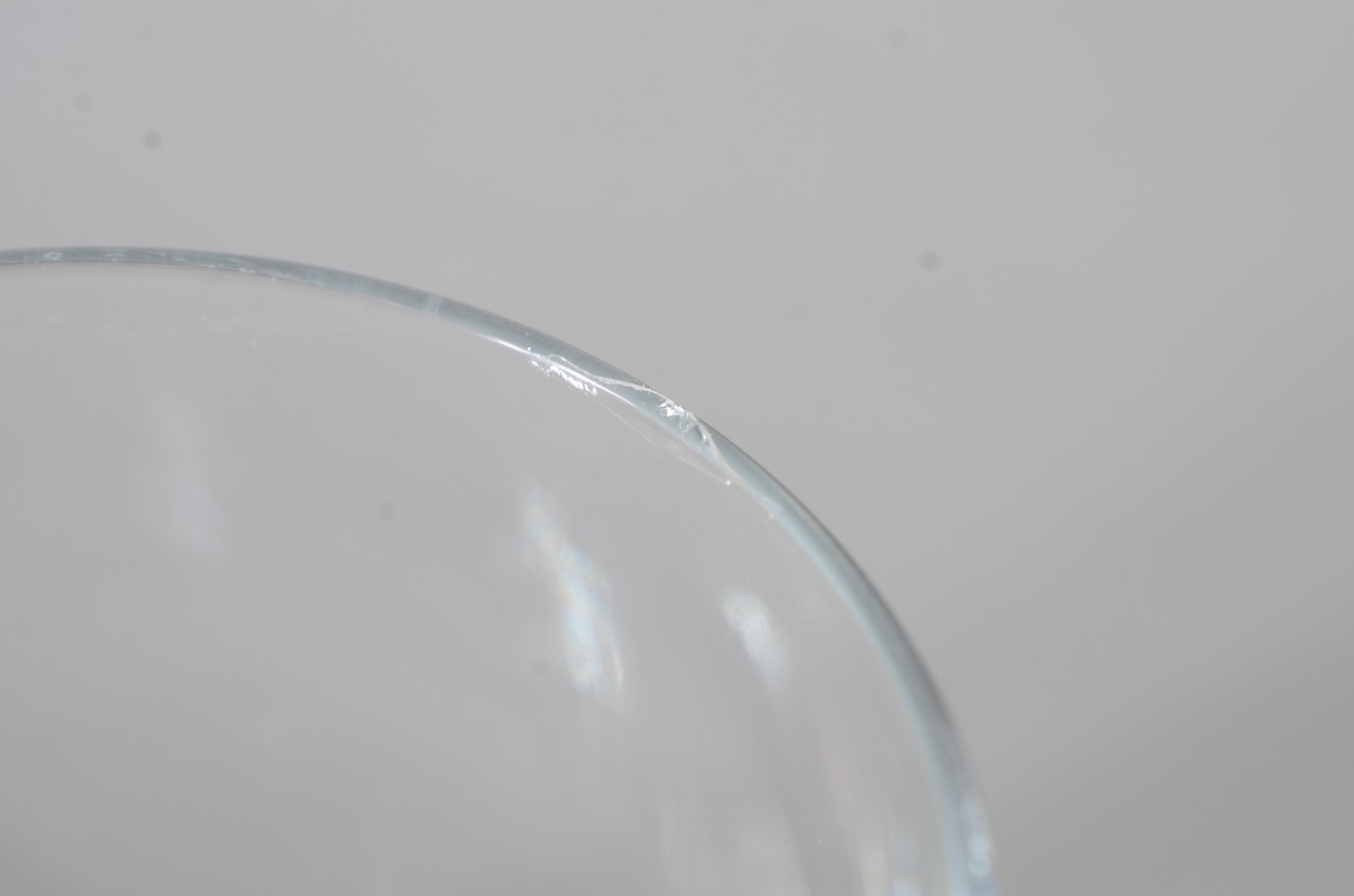Conjunto com 12 copos de cristal alemão para coquetel. - foto 5 de 5
