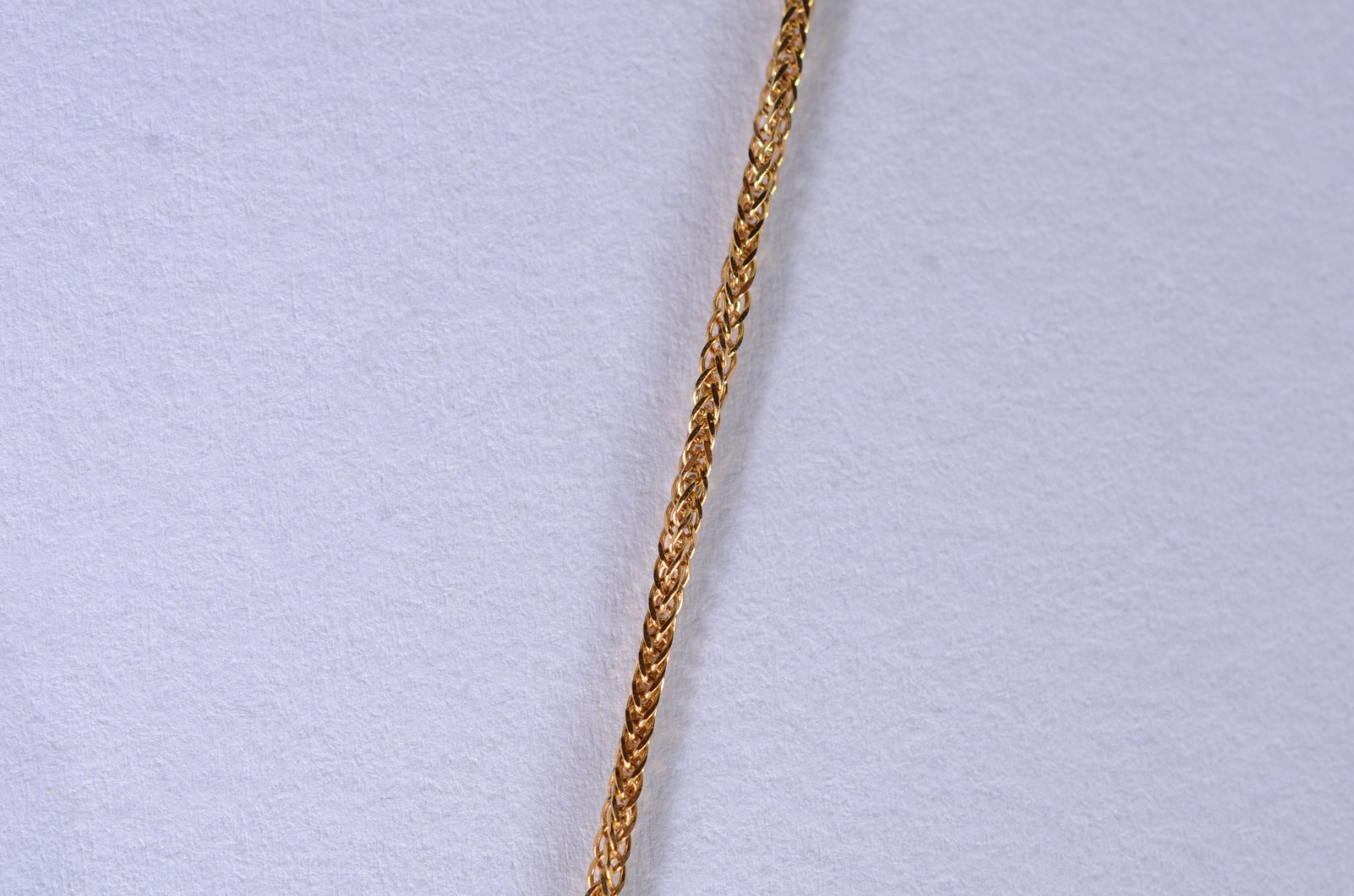 Colar de ouro 18 k., contraste 750 mls com pendente feitio coração... - foto 2 de 6