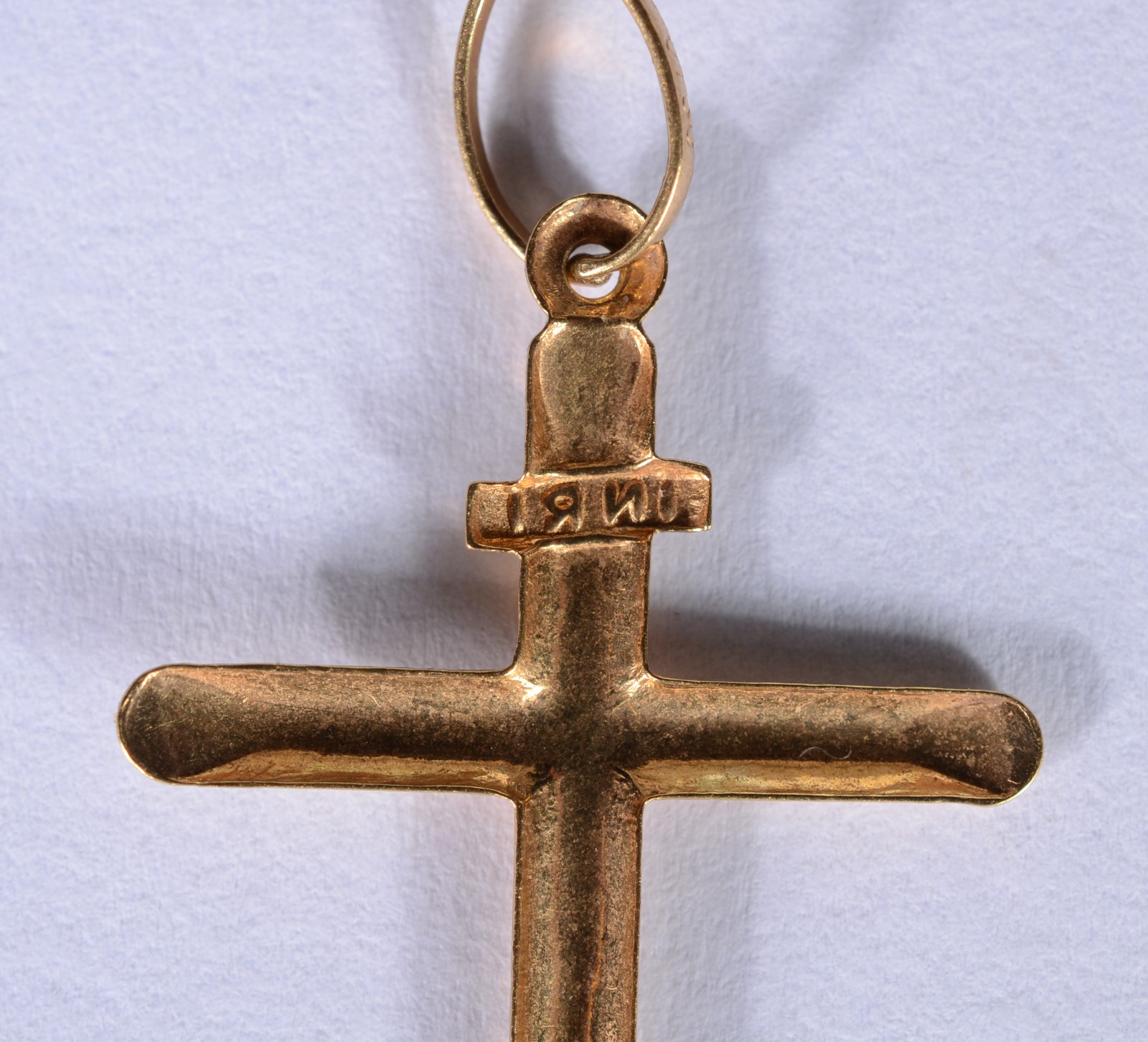 Colar de ouro 18 k., pendente crucifixo. (Por motivos de segurança a... - foto 2 de 4