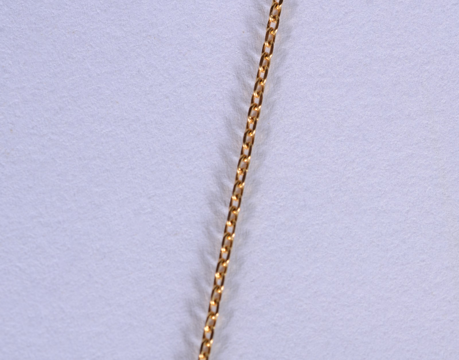 Colar de ouro 18 k., contraste 750 mls com pendente feitio coração... - foto 5 de 6