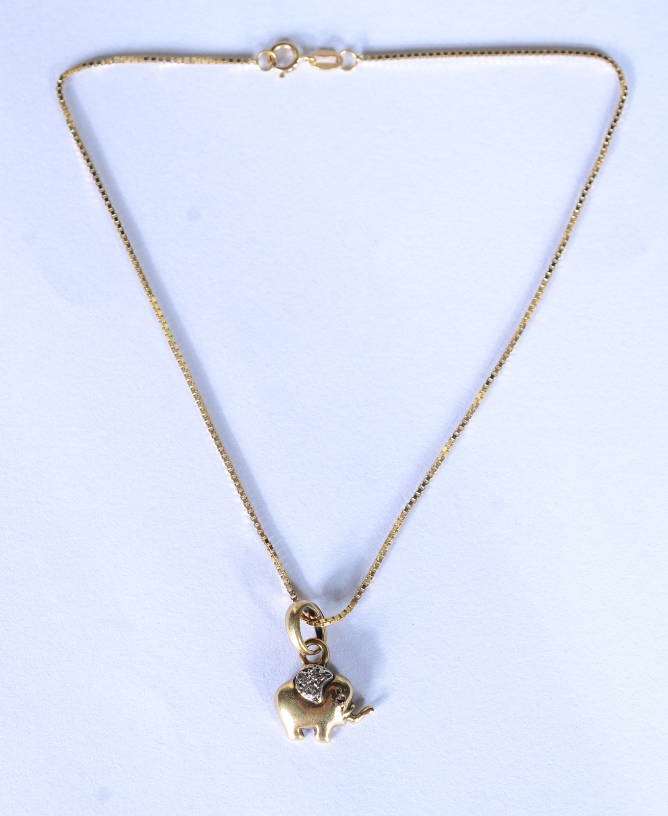 Tornozeleira de ouro 18 k. com pendente feitio elefante. (Por motivos... - foto 3 de 5