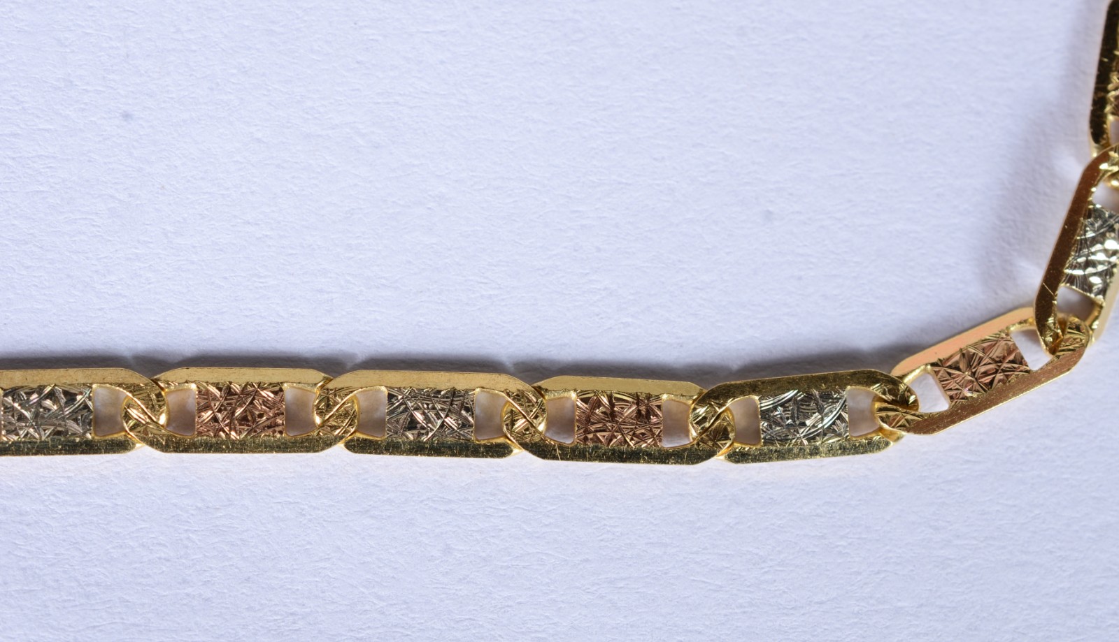 Pulseira de ouro 18 k., contraste 750 mls. (Por motivos de segurança... - foto 3 de 4