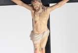 Crucifixo  com figura de Cristo de madeira poli... - Crucifixo  com figura de Cristo de madeira policromada (Mão colada).
