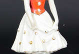 Estatueta policromada  de porcelana tcheca, Art... - Estatueta policromada  de porcelana tcheca, Art Deco, representando Figura feminina.